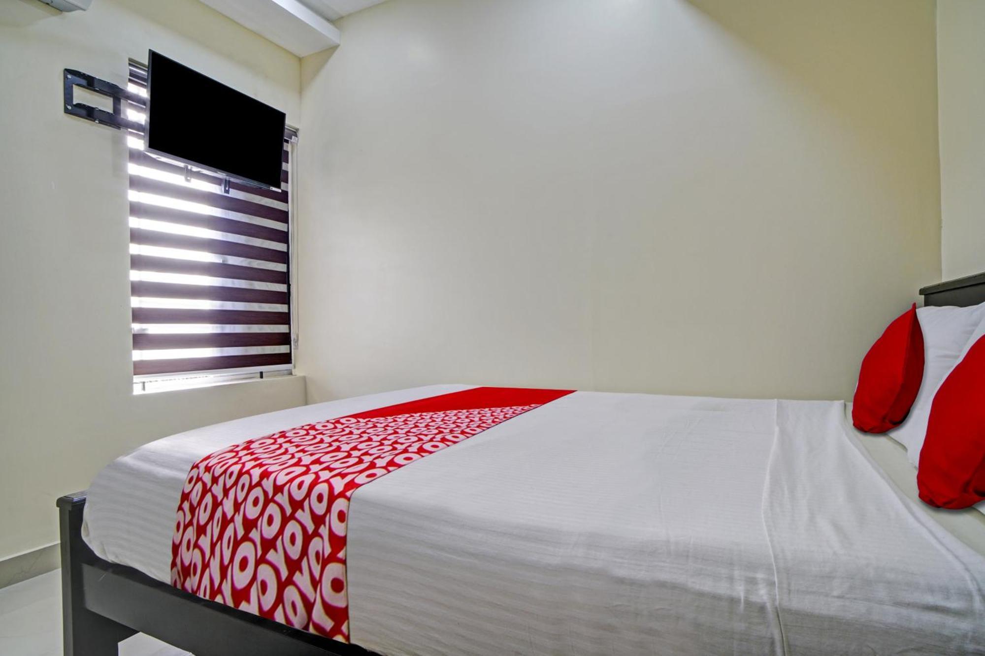 Hotel O Crystal Executive Suites Kochi Εξωτερικό φωτογραφία