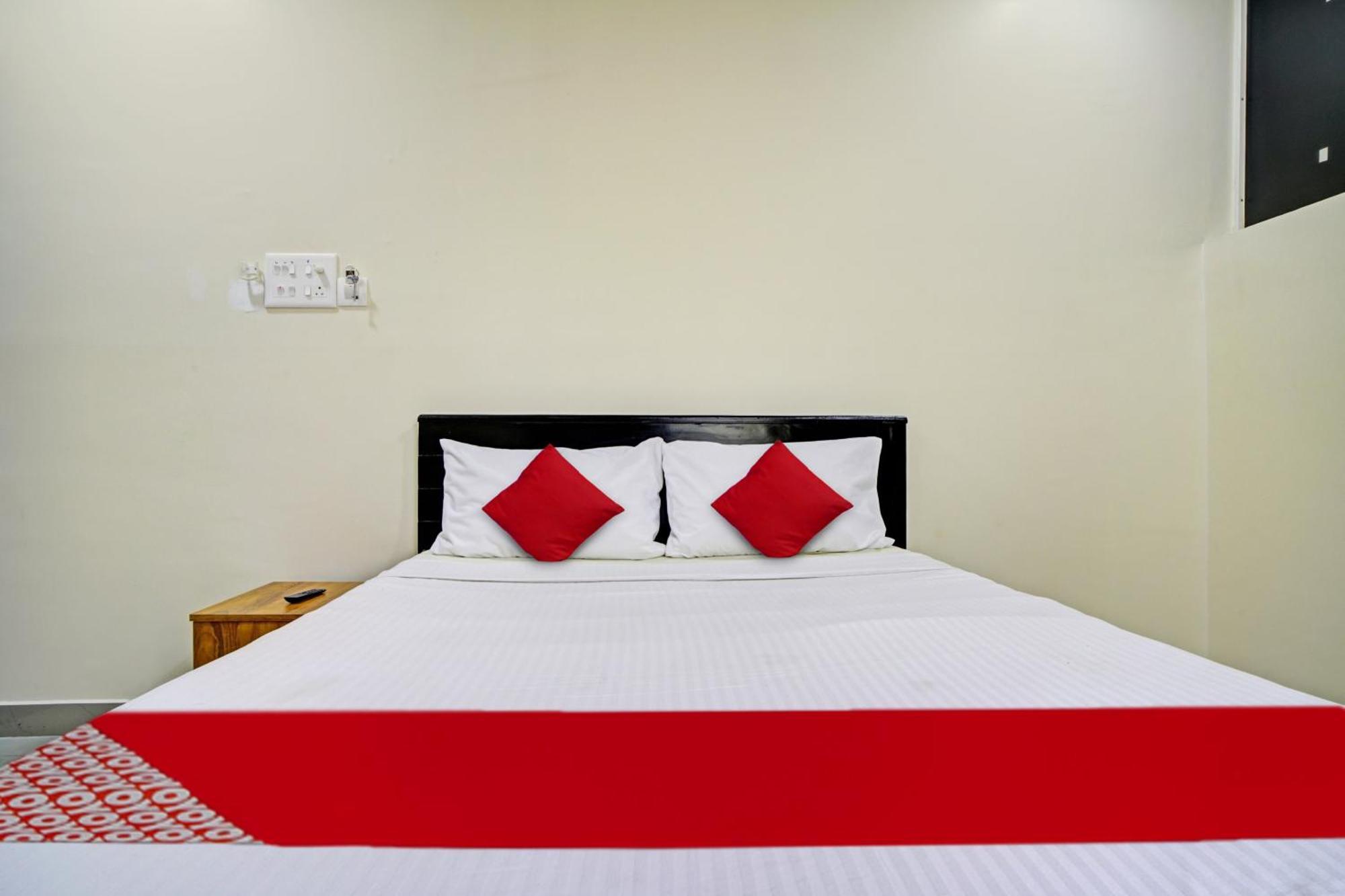 Hotel O Crystal Executive Suites Kochi Εξωτερικό φωτογραφία