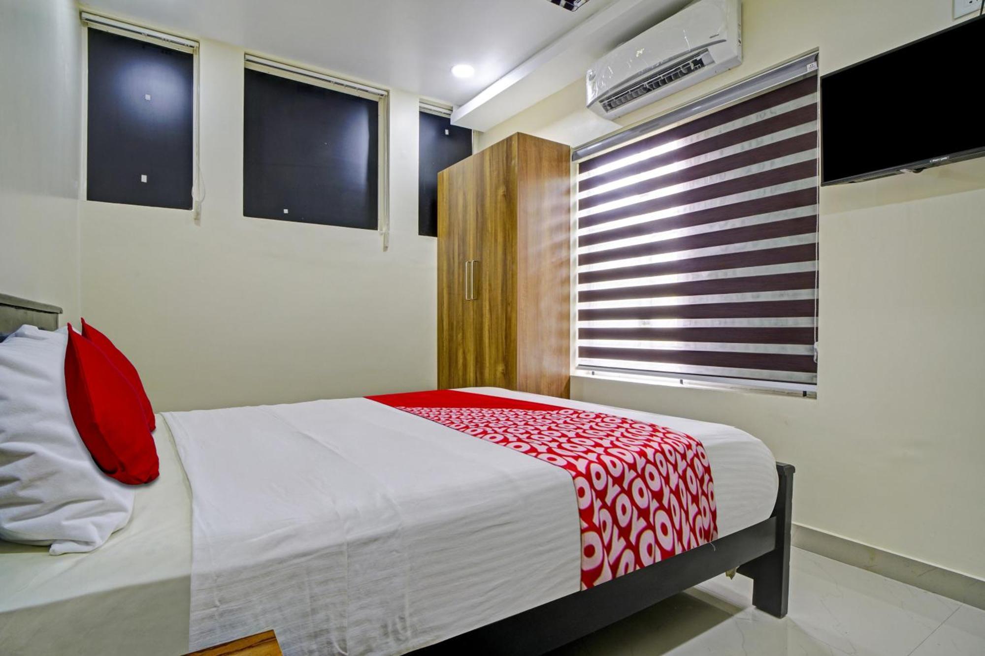 Hotel O Crystal Executive Suites Kochi Εξωτερικό φωτογραφία