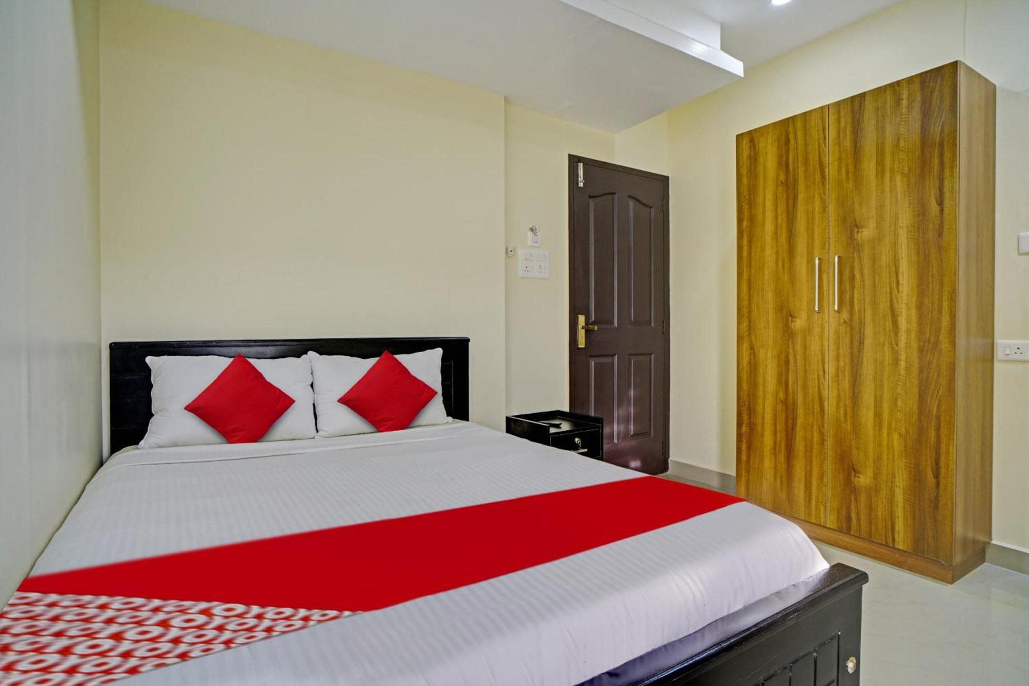 Hotel O Crystal Executive Suites Kochi Εξωτερικό φωτογραφία